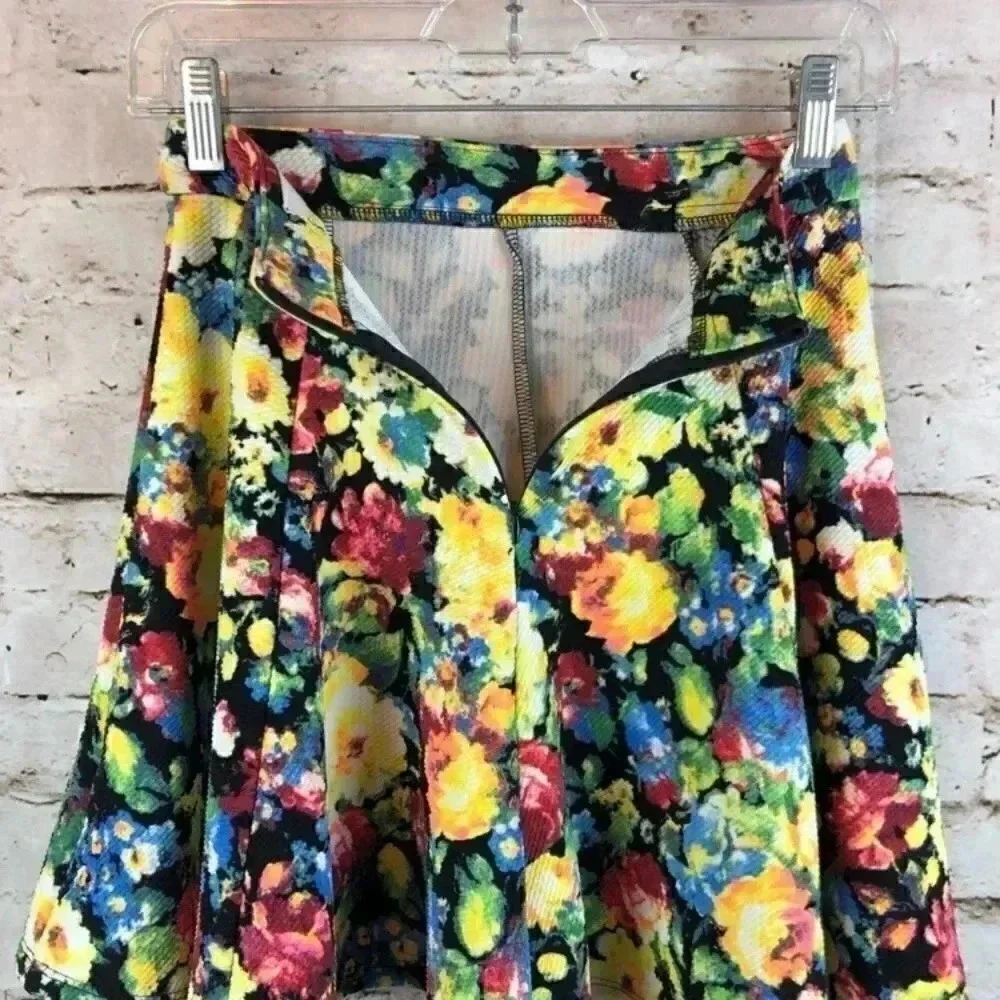 Women's Lush Yellow Floral Skirt size XS